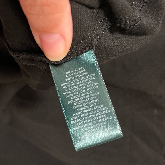 Lauren by Ralph Lauren. Black plus size fancy tee. 2X - Picture 4 of 8